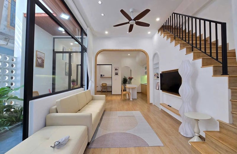 Rent of a cozy 3-storey house in Scandinavian vintage style, Hai Chau district, Da Nang, Vietnam